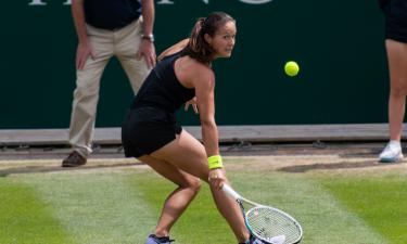 Russian tennis player Daria Kasatkina condemned for changing her passport